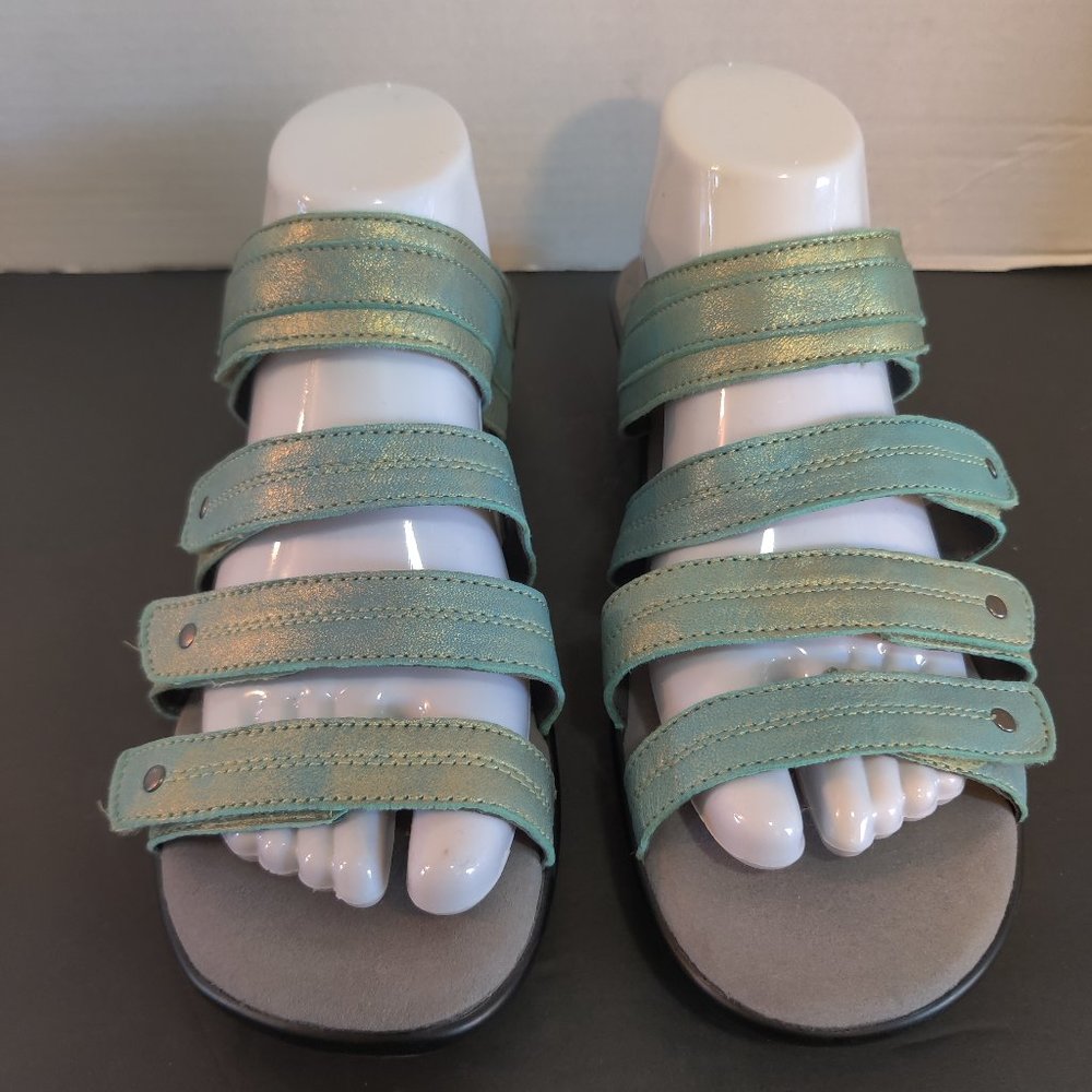 Propet Women's Sandal Slides Size 9 1/2 X (2E).